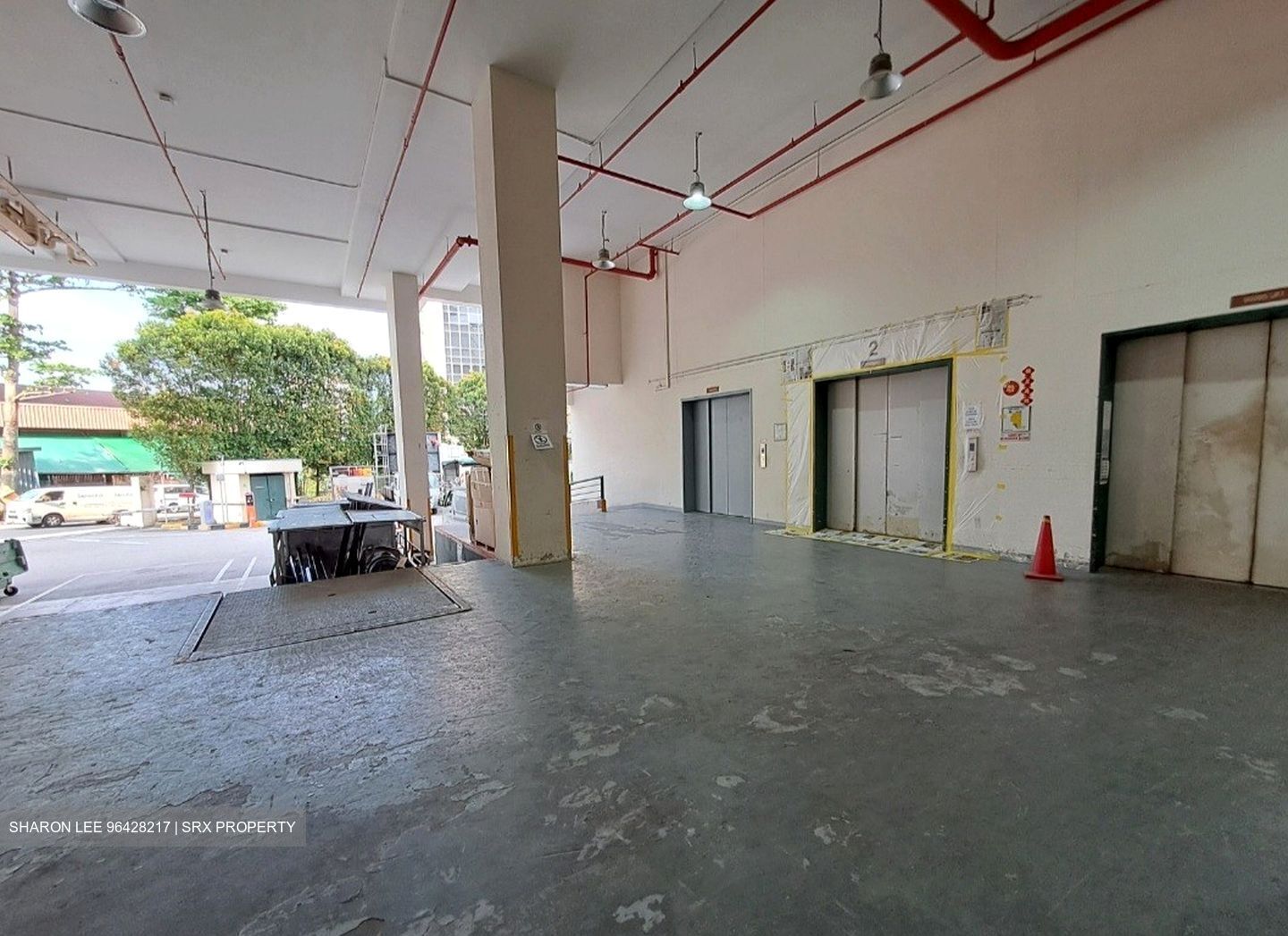 Csi Distribution Centre (D19), Warehouse #536904651